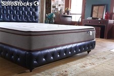 Cama americana, cama tapizada en cuero genuino modelo TR906