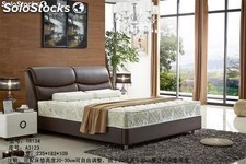 Cama de cuero real, cama tapizada en cuero genuino modelo TR134