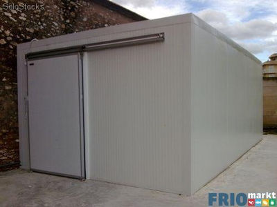 Cámara frigorífica industrial para exteriores con equipo frigorífico incorporado