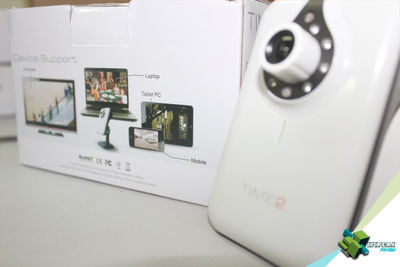 Câmera de monitoramento HD com conexão wi-fi. Vigia bebês