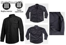 Camisa laboral manga larga color negro con rejilla interior