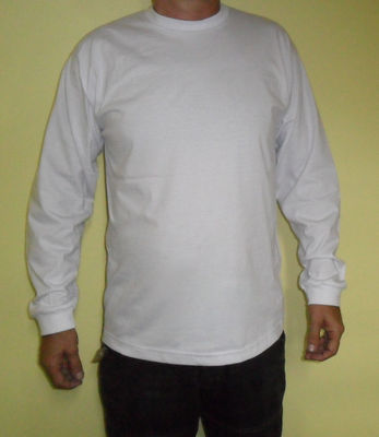 Camiseta de malha manga longa para uso profissional
