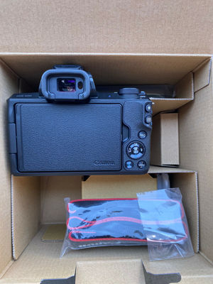 Canon EOS 5D Mark IV + Empuñadura de batería BG-E20 + 2 baterías Canon y 11 mem. - Foto 4