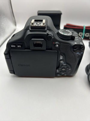 Canon eos 600D 18.0MP - Black (Kit w/ ef-s 18-55mm Lens