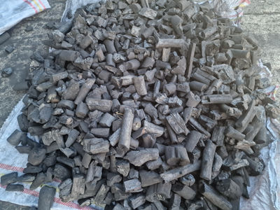 Carbón Vegetal de Marabu - Foto 2