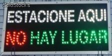 Cartel a LED Estacione Aquí Hay Lugar con LED de 10mm