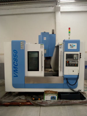 Centro de mecanizado vertical VMC850 1000X500mm