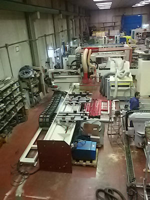 Centro de Trabajo CNC para mecanizado y canteado de paneles Ima BIMA 40 V - Foto 3