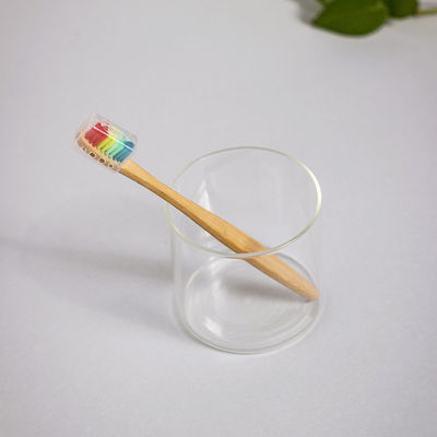 Cepillo dental en madera con cerdas en divertidos colores - Foto 3