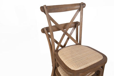 Chaise de bistrot dos croisé en bois