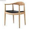 Chaise type scandinave en bois de frêne avec siège courbé noir