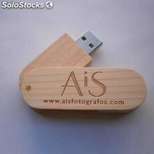 Chiavetta Usb legno con stampa del logo a incisione laser