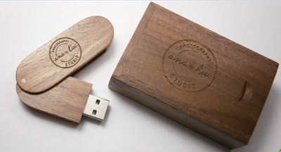 Chiavetta Usb legno con stampa del logo a incisione laser - Foto 2