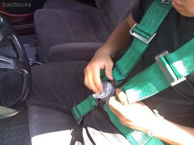 Cinturon de seguridad marca takata para auto de 5 puntos para competencia - Foto 3
