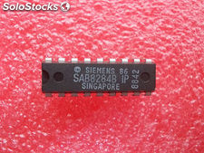 Circuito integrado de compçõente eletrônico de semicondutores SAB8284B-IP