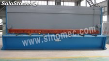 Cizalla hidráulica guilloina hidráulica CNC de Sinomec 6000X20mm