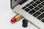 Clé USB rouge à lèvres - Photo 5