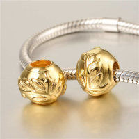 colgante dorado para pulsera o collar, material plata 925,diseño de pelota. - Foto 3