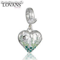 colgante plata para collar o pulsera, diseño de corazón con piedras verdes.