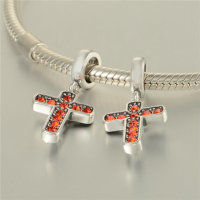 colgante plata para pulsera, diseño de cruz con piedras rojas - Foto 5
