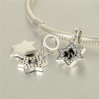 colgante plata para pulsera ,diseño de dos estrellas con piedras y esmalte - Foto 2