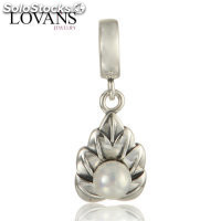 colgante plata para pulsera, diseño de una hoja+perla
