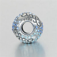 colgante plata para pulsera o collar, diseño de pola con piedras azules claras . - Foto 2