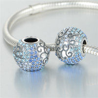 colgante plata para pulsera o collar, diseño de pola con piedras azules claras . - Foto 4