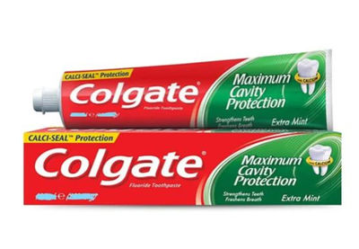 Colgate Max Fresh with Whitening Toothpaste with Mini Breath Strips, Cool Mint - Foto 2