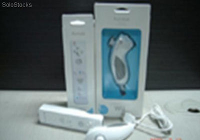 Combo Wii: Controlador + Nunchuck + Funda Silicona
