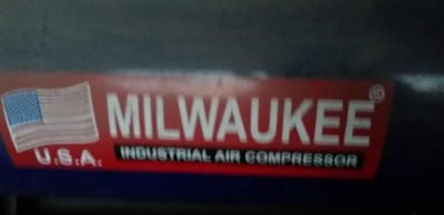 Compresor De Aire Industrial Marca Milwaukee Mod. Com - Foto 4