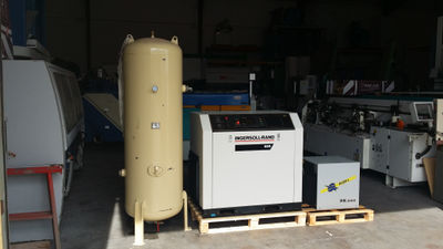 Compresor de tornillo ingersoll-rand 15 cv con caldera y secador ocasion