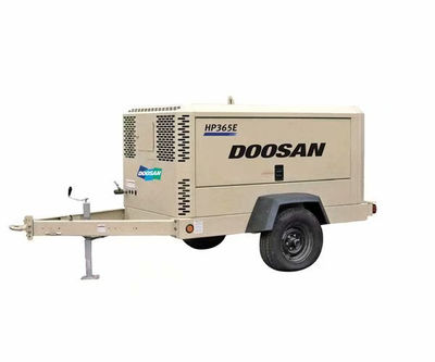 Compressor de ar de parafuso móvel Doosan HP365E