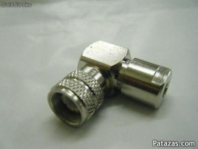 Conector iec Macho 04x2,50