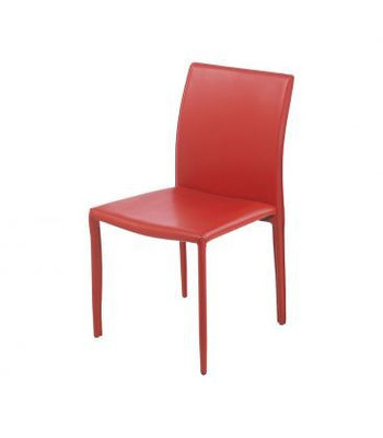 Conjunto de 2 cadeiras vermelhas do pvc.