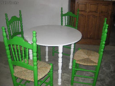 Conjunto mesa de 80cm de diámetro y cuatro sillas estilo sevillano asiento anea - Foto 2