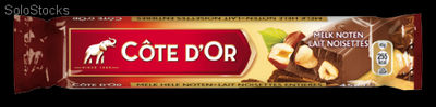 Cote d&#39;Or Whole Nuts 45g