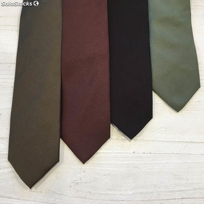 Vendita Cravatte all'ingrosso  Comprare Cravatte SoloStocks Italia
