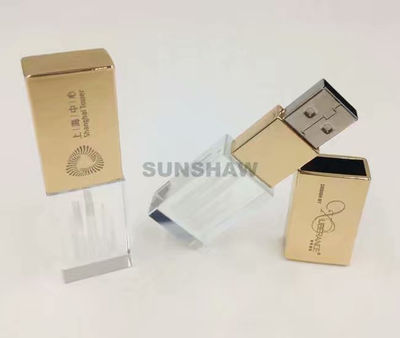 Cristal memoria flash USB pendrive de gama alta con logotipo láser gorro dorado