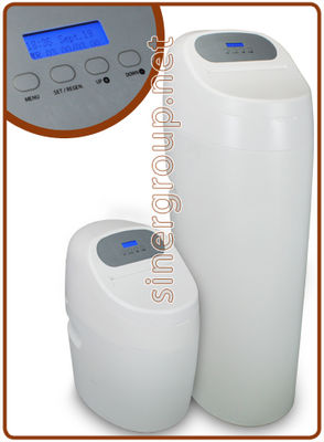 CS15H water softener (Reg. Metered-Time) 10 - 25 lt. resin