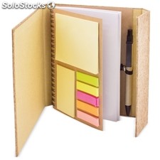 Cuaderno corcho con marcadores
