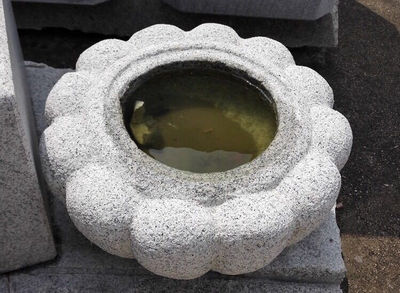 Cuencos de piedra naturales de agua cuenco de piedra decorativo para jardines