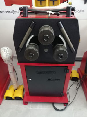 Curvadora de tubos y perfiles MC400