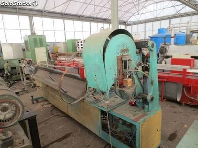 Cutting saw with 400 mm blade and 3000 mm turner.