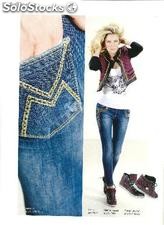 Damskie jeansy i spodnie włoskie