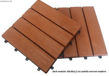 Deck modular 4 ripas 30x30x2,2 cor marrom madeira
