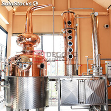 DEGONG 1500L Whiskey Vodka Gin Alcohol Copper Distillery Equipment For Sale