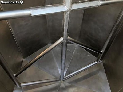 Depósito 2.500 litros octogonal con agitador construido en acero inoxidable - Foto 3
