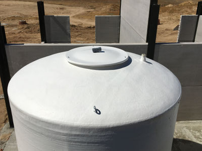 Deposito agua vertical con patas 7000 litros - Foto 2