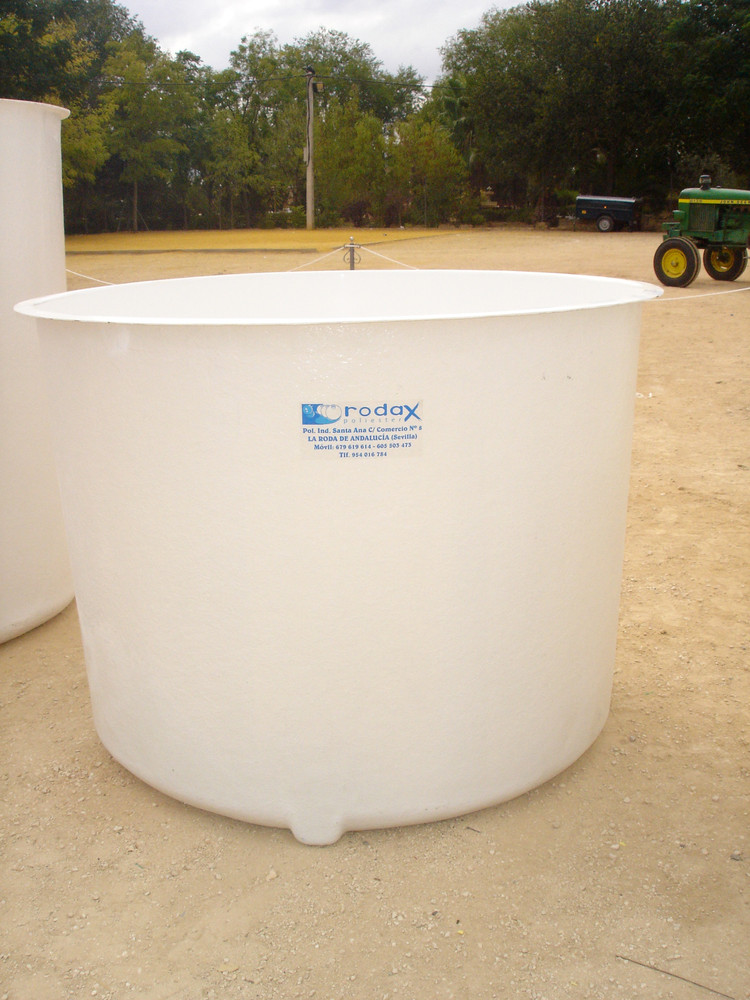 Depósito de Agua de Polipropileno 500 L. Incluye tapadera. Diámetro 100 cm,  Alto 110 cm. Capacidad exacta 510 litros.